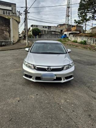 HONDA CIVIC 1.8 LXL 16V FLEX 4P AUTOMÁTICO HONDA CIVIC 1.8 LXL 16V FLEX 4P AUTOMÁTICO